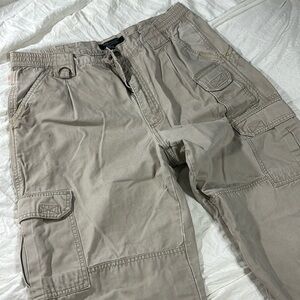 5.11 men’s tactical pants 34x32